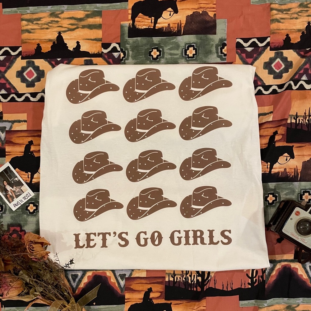 Let’s Go Girls -Regular Tee